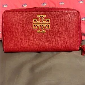 Tory Burch wallet